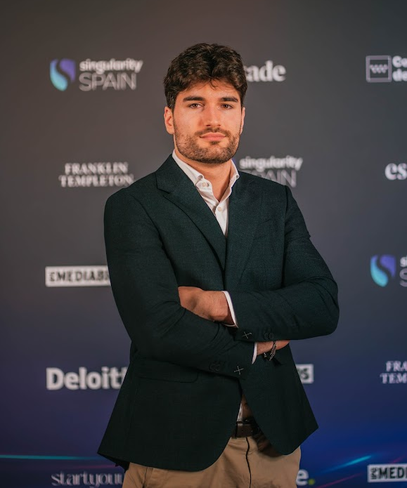 César Abilleira CTO de Embermind Technologies